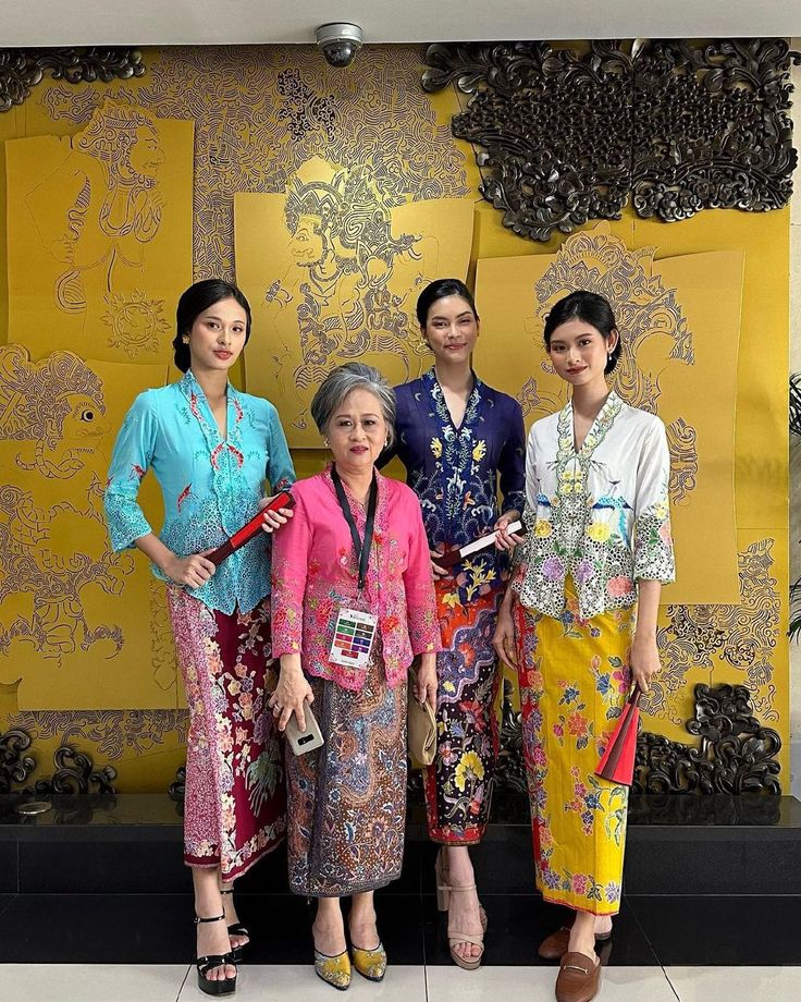 Baju Batik Tanah Liat